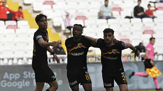 Kayserispor'da kaç futbolcunun sözleşmesi bitti?