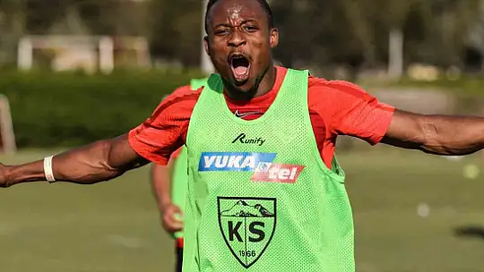 Kayserispor'da kaç futbolcu oynadı?