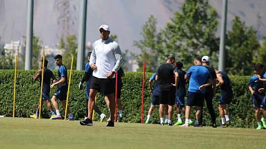 Çağdaş Atan ayrılıyor mu? - Kayserispor Haberleri...