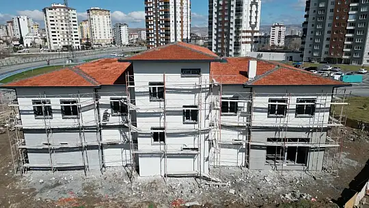 Melikgazi Belediyesi'nin inşaatına devam ettiği kütüphanede sona gelindi