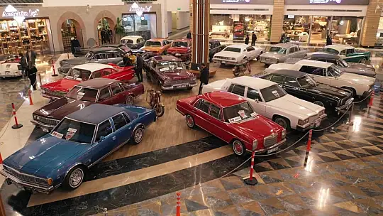 Klasik tutkunları modern KUMSMALL'da buluştu