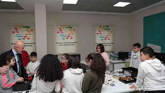 Kocasinan Akademi'den teknoloji çağına büyük hizmet