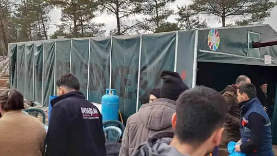 Kocasinan Belediyesi, depremzedeler için 7/24 çalışıyor