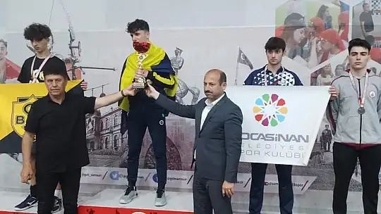 Gençlik Kupası Ferdi Türkiye Şampiyonası Müsabakaları'nda Türkiye üçüncüsü oldu