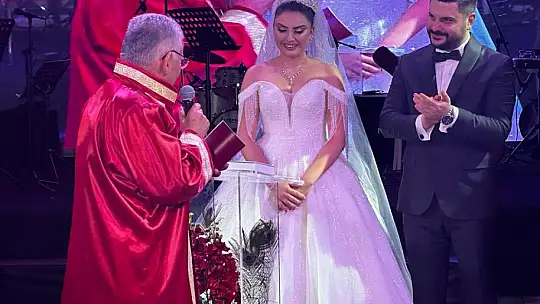 MHP Kayseri vekilinin oğlu evlendi