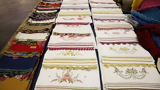 KUMSmall'da sergi ve fuar açıldı