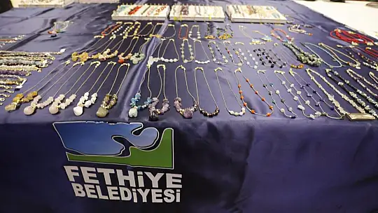 KUMSmall'da sergi ve fuar açıldı