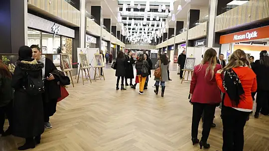 KUMSmall'da sergi ve fuar açıldı