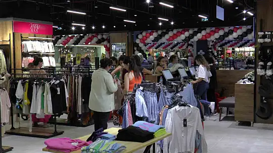 Vatandaşlar KUMSmall'a akın etti