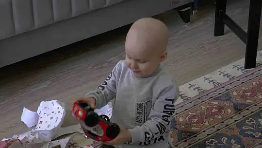 Lösemi hastası Ömer Selim'e en anlamlı ziyaret