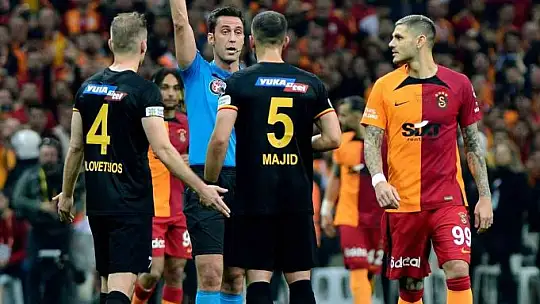 Majid Hosseini Kasımpaşa'da forma giyemeyecek