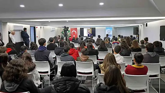 Mehmet Akif Talas'ta anlatıldı