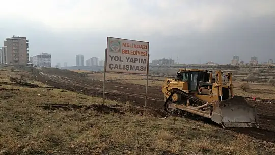 Melikgazi Belediyesi asfalt çalışmalarına devam ediyor