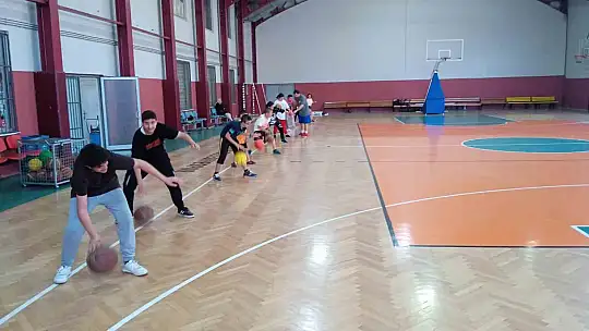 Melikgazi'nin yaz okulundan 21 bin 348 kişi hizmet alacak