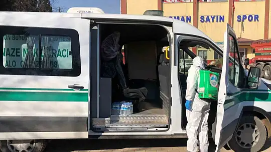 Melikgazi, afet bölgesinde dezenfekte ve ilaçlama çalışması yaptı