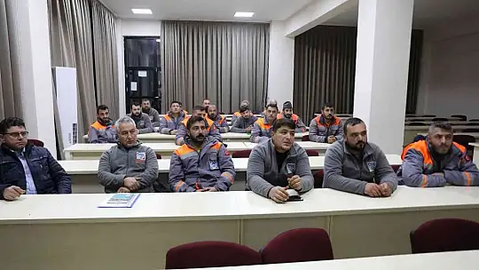 Melikgazi'de belediye-üniversite işbirliği ile personele eğitim veriliyor