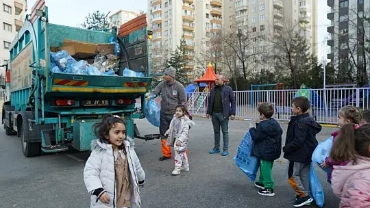 Melikgazi'de sıfır atık eğitimleri ile çocuklara geri dönüşüm bilinci aşılanıyor