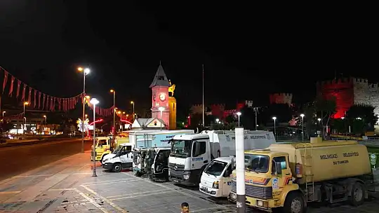 Gece boyu hummalı çalışma