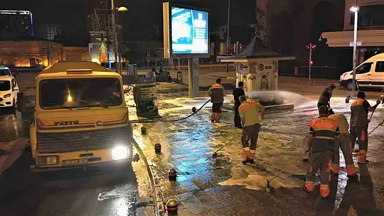 Gece boyu hummalı çalışma