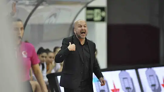 Özsarı: 'Evimizde çok değerli bir galibiyet aldık'