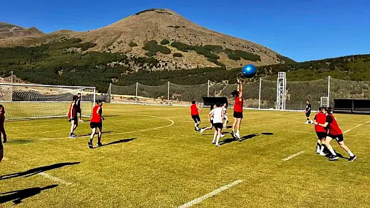 Melikgazi Basketbol'da zorlu kamp sona erdi