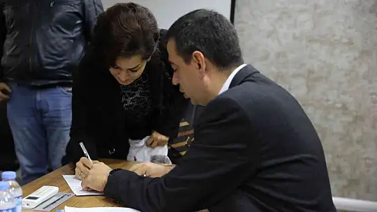 Melikgazi'nin işyerleri satıldı