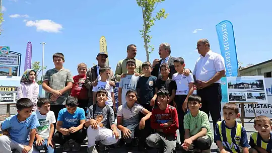 Melikgazi hizmete devam ediyor