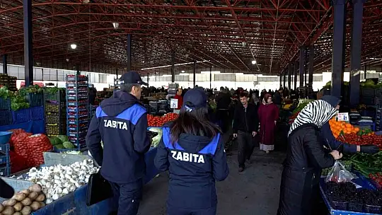 Melikgazi'de bayram öncesi pazar yeri ve market denetimi