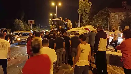 Meteor yağmurunu izlemeye giderken kaza: 5 yaralı