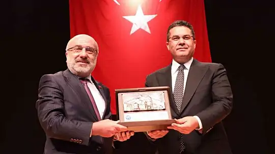 Ersoy: 'Türkiye'nin başını kaldırmasına tahammül edemiyorlar'