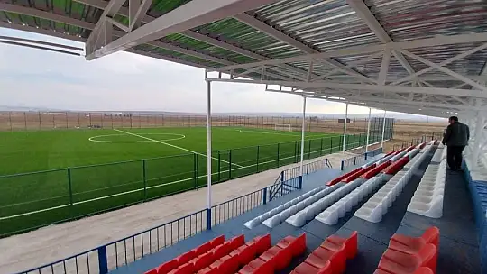 MHP'li Özdemir, Kayseri'ye yapılan spor tesislerini duyurdu