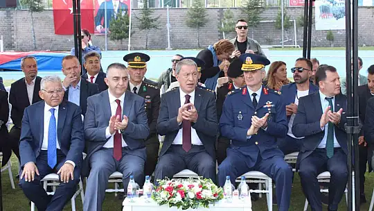 Akar'dan  tarihten ders alın vurgusu