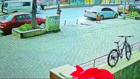 Kayseri'de feci kaza: Minibüs yaşlı kadına çarptı