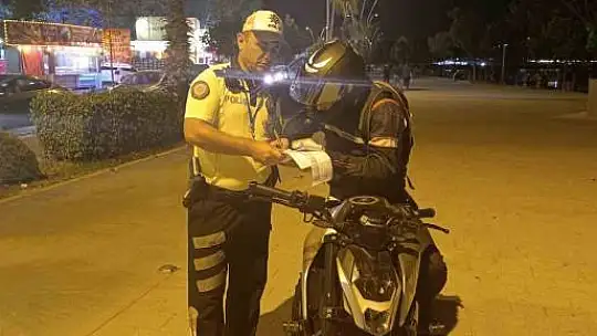 Motosiklet sürücülerine ceza yağdı
