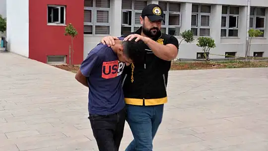 Muhtarın üvey oğlunu öldürdüğü öne sürülen 3 şüpheli tutuklandı