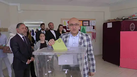 Cahid Cıngı:'''Bir vatandaşlık görevi olarak çok şükür bugün Cumhurbaşkanlığı seçimlerinde oyumuzu kullandık''