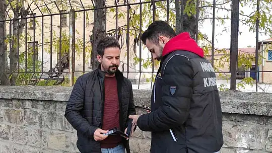 Narkotik Okul önlerinde kuş uçurtmuyor