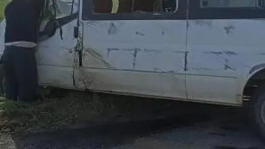 Nevşehir'de işçi servisi ile öğrenci servisi çarpıştı: 8 yaralı