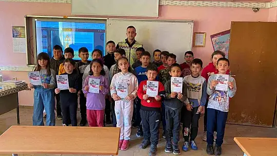 Nevşehir'de sıcak hava balonları 'Bu Yolda Sana Çok Güveniyoruz' pankartıyla havalandı