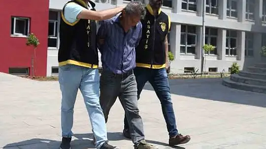 Nineyi darp edip 70 lira gasp etti, yakalanınca 'Ayağım takıldı üzerine düştüm' dedi
