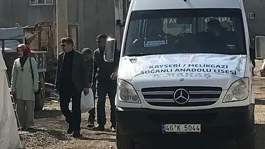 Öğrencilerin harçlıkları depremzedelere