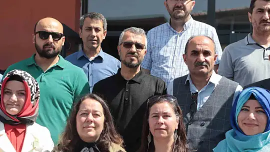 Okul müdürünü darp etti!