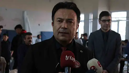 Fabrika gibi okul: Günde 50 çadır üretiyorlar