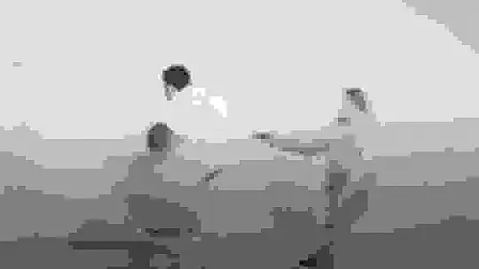 Önce darp edildi, sonra silahla vuruldu: O anlar güvenlik kamerasına yansıdı