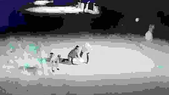 Önce darp edildi, sonra silahla vuruldu: O anlar güvenlik kamerasına yansıdı