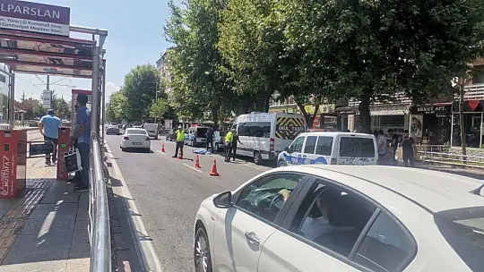 Kayseri'de feci kaza! Yaşlı adam metrelerce sürüklendi