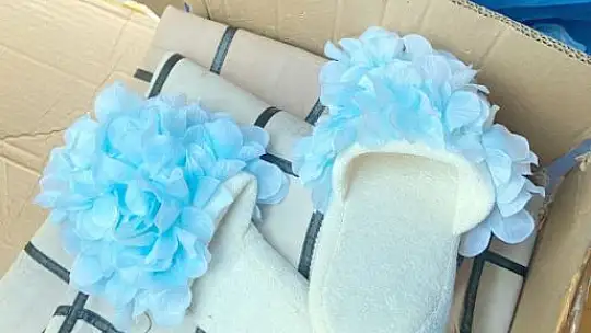 Depremzedelere gönderilen eşyalar pes dedirtti