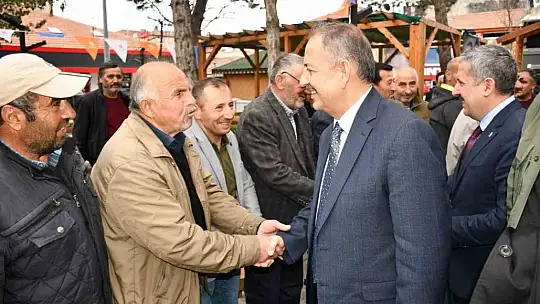 Özhaseki ve Gürcan Tomarzalılarla bayramlaştı