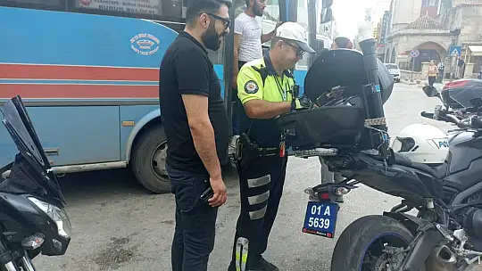 Polis, klima yerine kapı açarak yolcu taşıyan dolmuşlara cezai işlem uyguladı