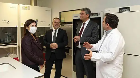 Rektör Altun, Araştırma Merkezi Ziyaretlerine Devam Ediyor